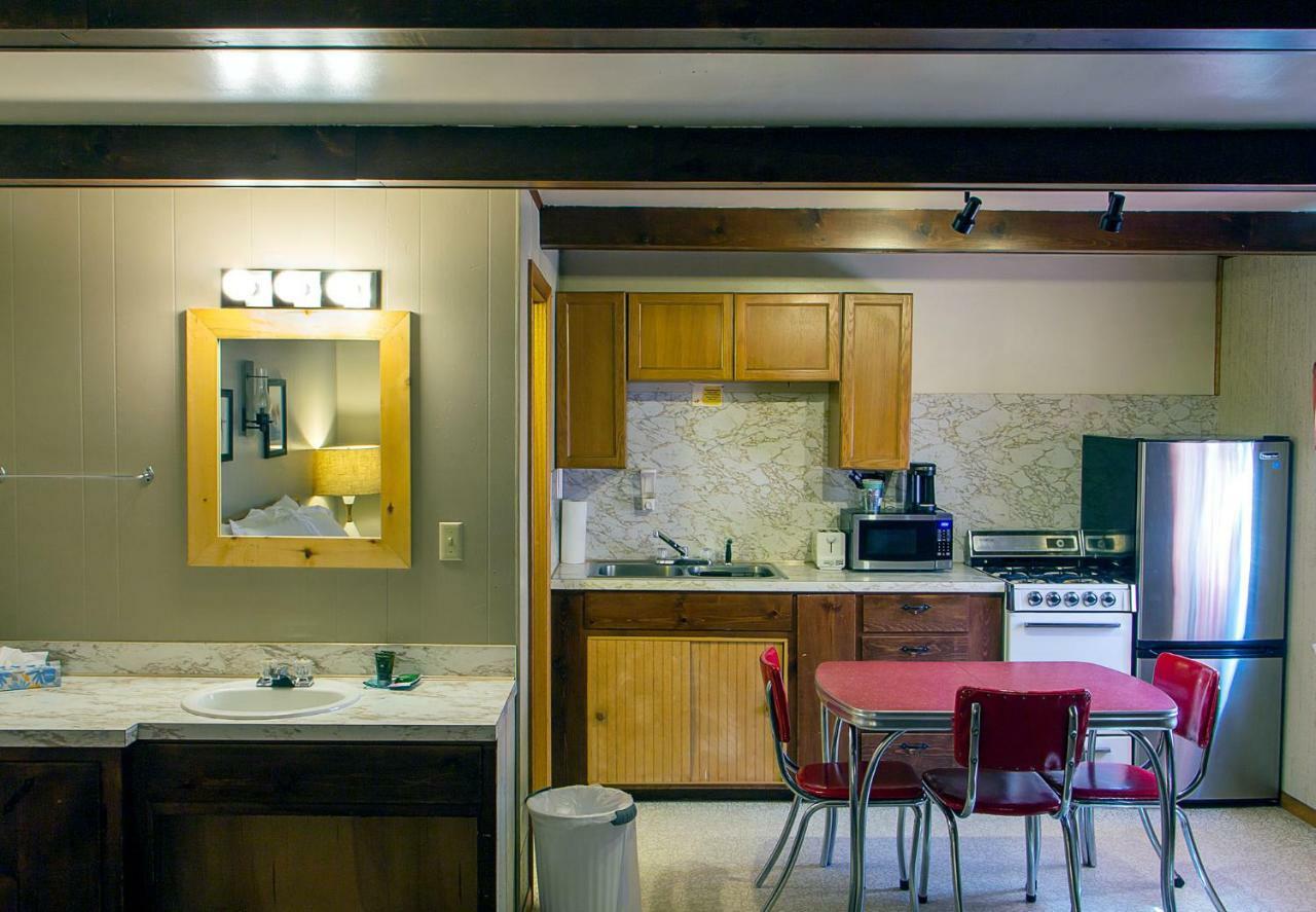 High Country Motel And Cabins Кук-Сіті Екстер'єр фото
