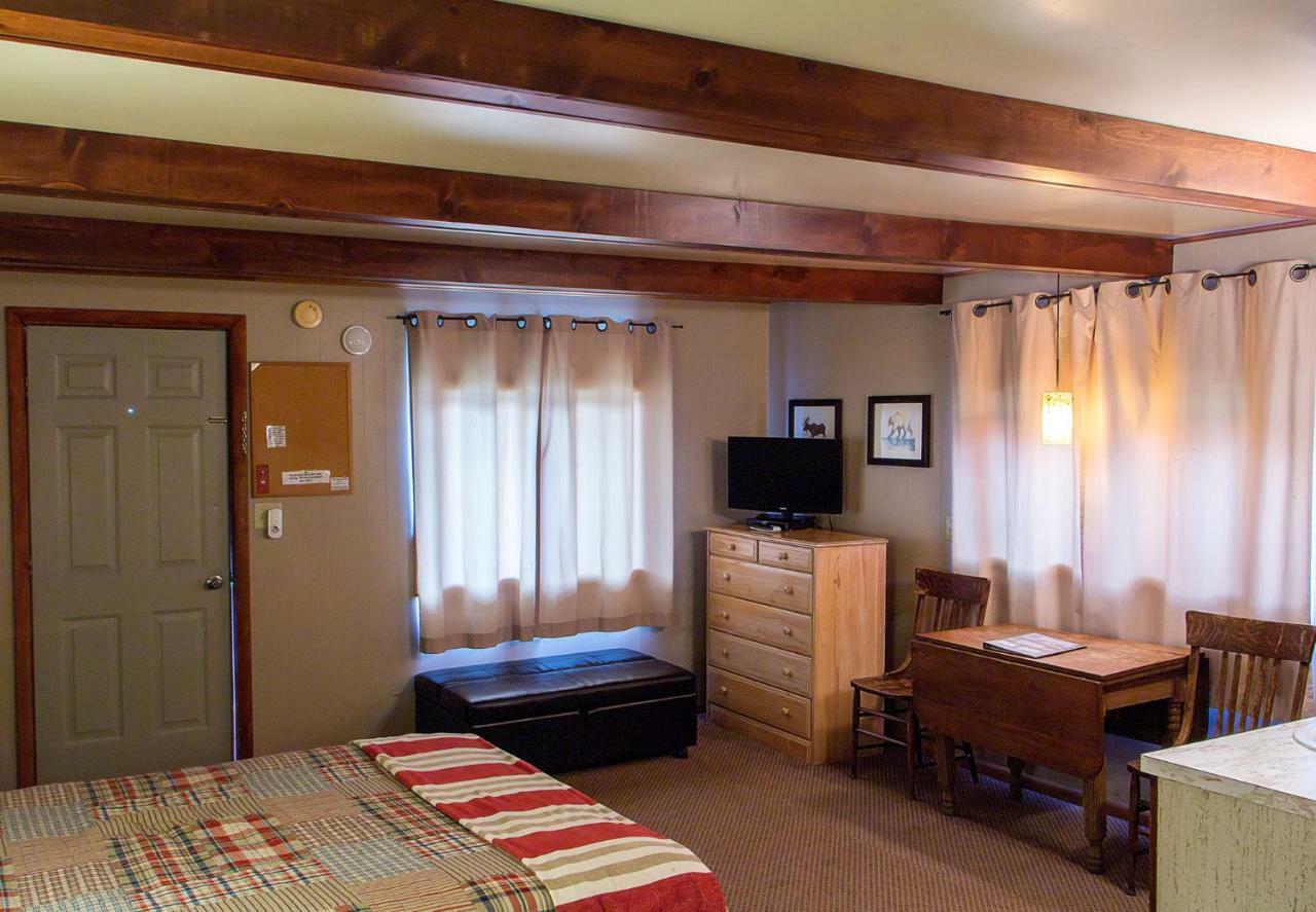 High Country Motel And Cabins Кук-Сіті Екстер'єр фото